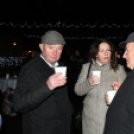 Karácsonyi vásár a szanyi templom melletti vásártéren.