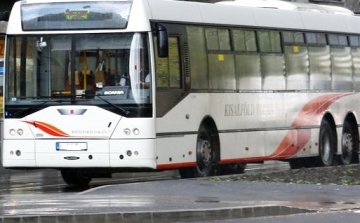 A helyközi autóbusz járatok terelő útvonalon közlekednek Kapuváron