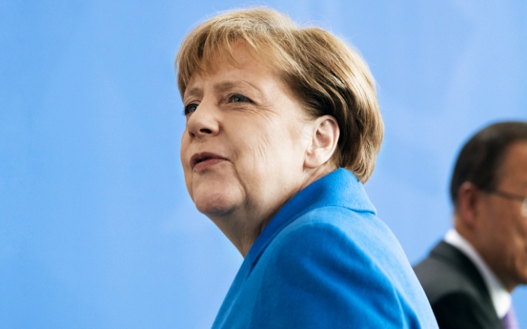 Angela Merkel bejelentette: indul a német kancellári tisztségért a 2017-ben