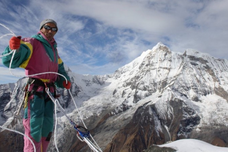 Rekordot állított be egy serpa a Mount Everesten
