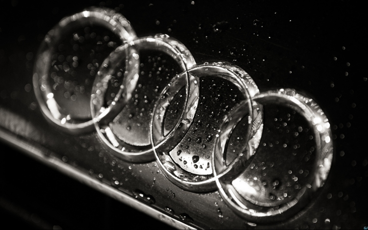 Legalább szerdáig szünetel a termelés az Audi központi üzemében a győri sztrájk miatt