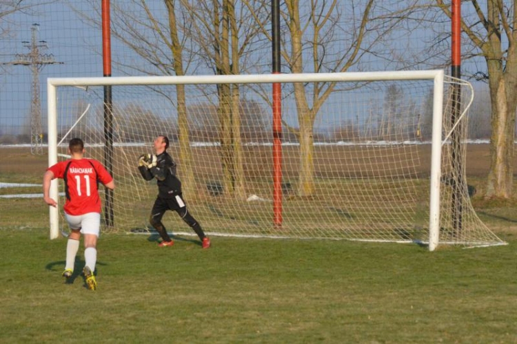 Magyarkeresztúr-Rábacsanak 1:1(1:0) megyei III. o. Csornai csoport bajnoki labdarúgó mérkőzés