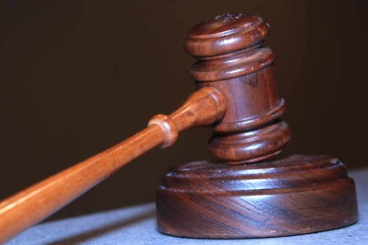 Több mint 1 milliárdos értékben loptak magyar térképtolvajok Franciaországban