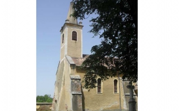 Adománygyűjtés a magyarkeresztúri templom felújításáért
