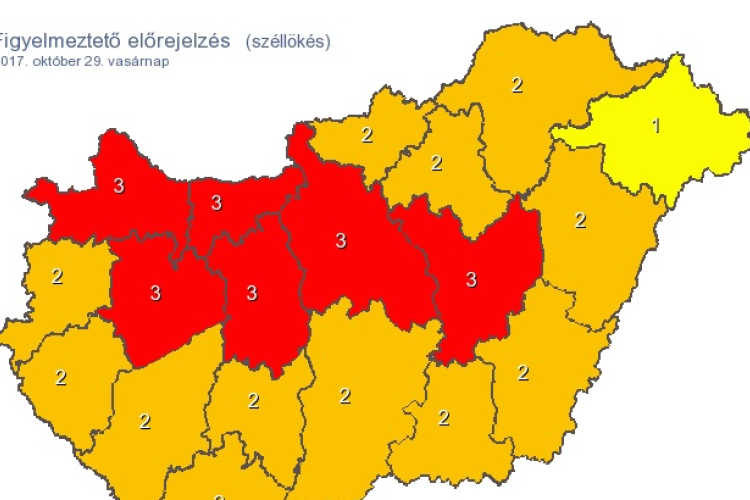 Harmadfokú figyelmeztetést adtak ki vasárnapra viharos szél miatt