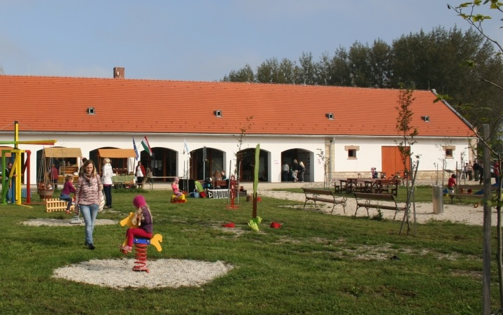 Téli nyitvatartás Lászlómajorban