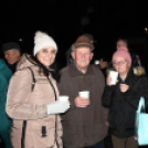 Karácsonyi vásár a szanyi templom melletti vásártéren.