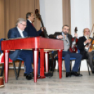 „Házhoz megy a kultúra elnevezésű” program Szanyban.