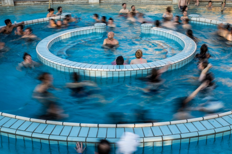Nőttek a magyarországi fürdők bevételei a nyári szezonban