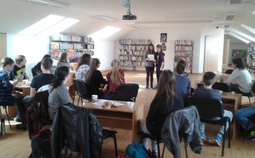 Irodalmi kávéház a Széchenyi iskolában