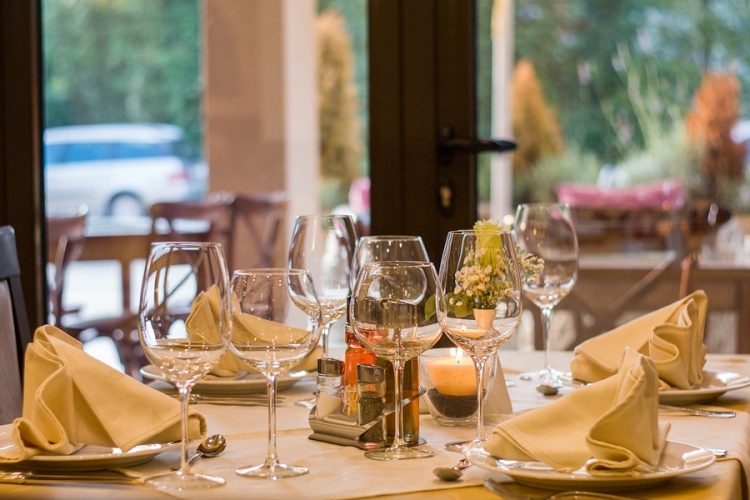 Michelin-csillagos francia séf: biztonságosabb étteremben, mint otthon étkezni