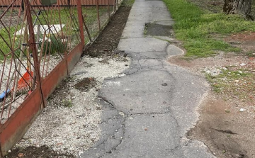 Járdaépítési pályázatot írtak ki Csornán