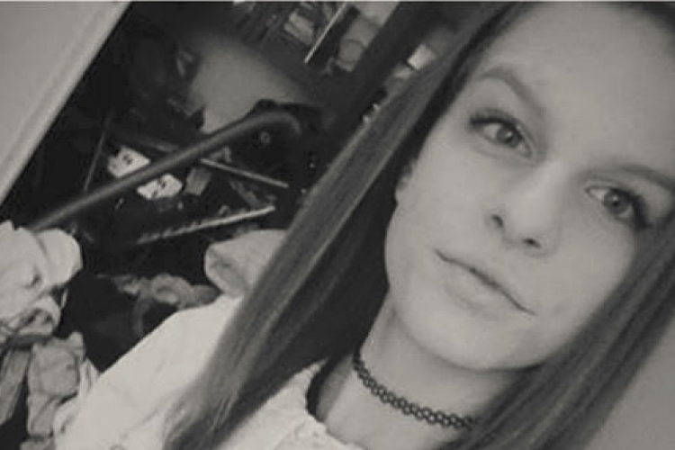Eltűnt egy 17 éves csornai lány, már a rendőrök is keresik