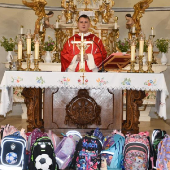 Veni Sancte szentmisével nyitották meg az új tanévet Szanyban