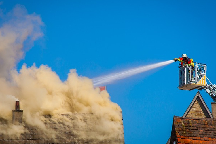 Az odafigyelés mellett két érzékelő is segíthet a fűtési szezonban