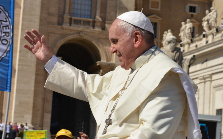 Ferenc pápa: a betlehemi jászol szegénysége az élet igazi gazdagságát mutatja