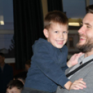 Iskolai adventi vásár a Szent Anna Katolikus Általános Iskola és Óvodában, Szanyban.