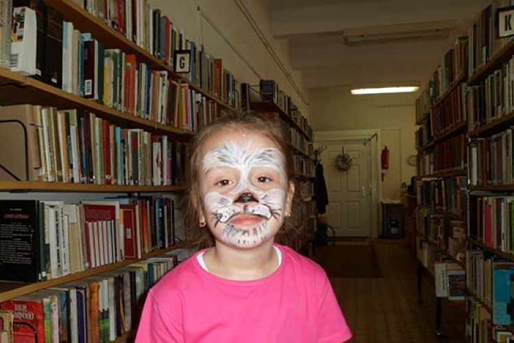 Gyereknap a kapuvári könyvtárban