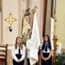 Ballagás és szentmise a Szany iskolában és templomban.