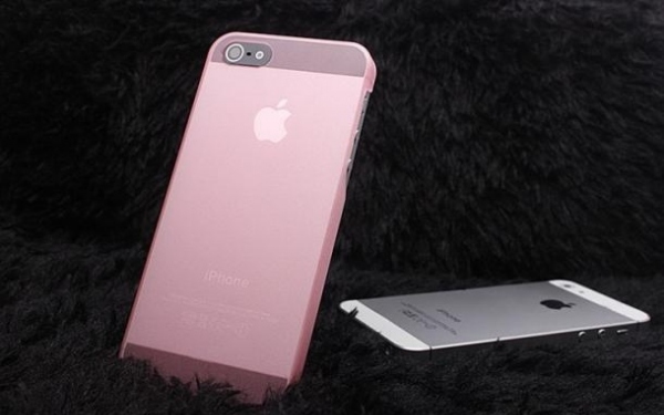 Jön a rózsaszín iPhone 5S