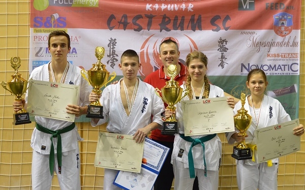 A Karate Utánpótlás Világkupán is remekeltek a Castrum versenyzői
