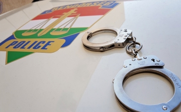 Letartóztattak a volt barátnőjét megkéselő budapesti férfit