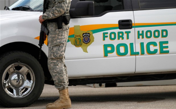 Lövöldözés a Ford Hood katonai bázison