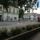Lezártak két sávot Csorna belvárosában, nagy dugók lesznek 2 hónapig
