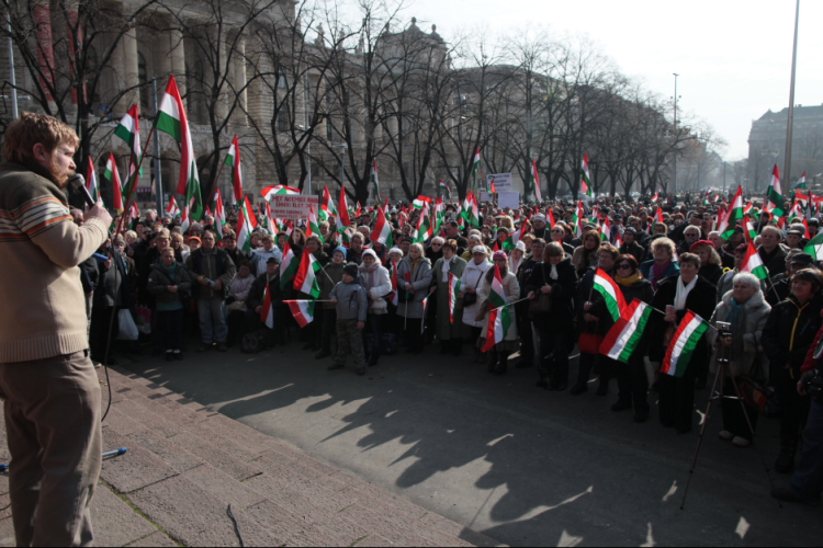 Egy hét alatt megoldódhat a devizahitelesek problémája