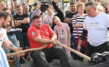 Ki lesz Kapuvár Toldija?