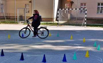 Csornán és Bágyogszováton a baleset-megelőzésért