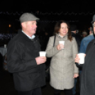 Karácsonyi vásár a szanyi templom melletti vásártéren.