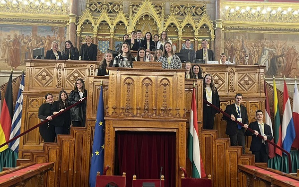 Egymást tisztelve csak a haza javát keresték