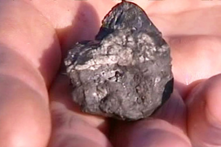 Meteorit - Megtalálták a cseljabinszki meteorit maradványait