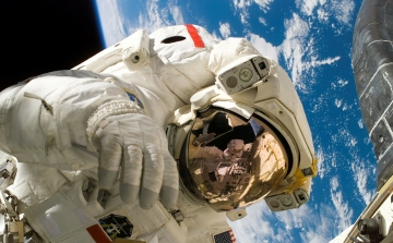 Több mint 12 ezer ember akar űrhajós lenni