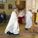 Anyák napi szentmise Szanyban.