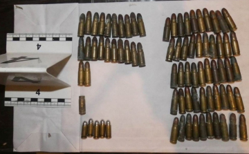 Elképesztő lőszerarzenált találtak egy nógrádi házban