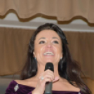 „Házhoz megy a kultúra elnevezésű” program Szanyban.