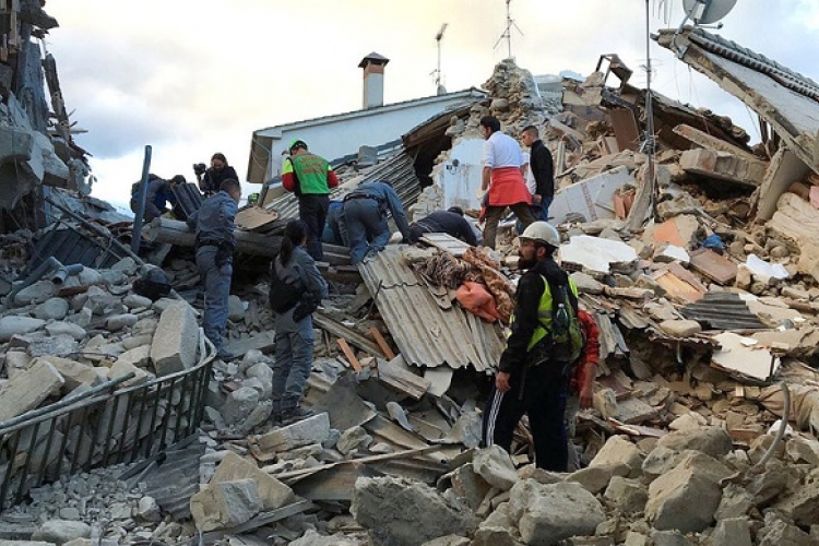Olaszországi földrengés - összefügg az augusztus végi és a szerdai földmozgás