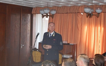 Tájékoztatást adott a rendőrség a közbiztonságról Csornán