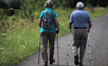 Ha csütörtök, akkor Hövejen gyalogolnak