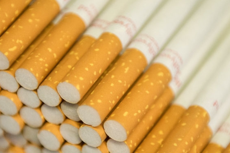 Mintegy 17 ezer doboz cigarettát találtak Újkenézen