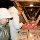 Karácsonyi vásár a szanyi templom melletti vásártéren.