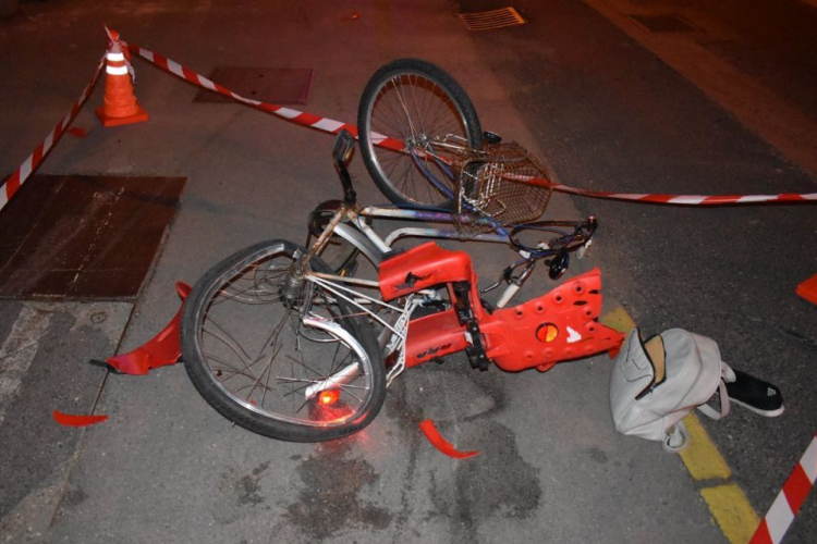 Egy este két biciklist is halálra gázolt