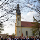 Műsor és fogadás az ünnepi szentmise után Szanyban